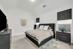 913 Gilbreath Ave, Crowley, TX 76036 - Photo 17