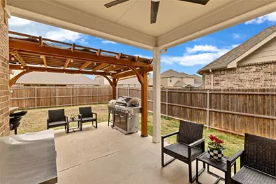 813 Sweeping Butte Drive, Fort Worth, TX 76052 - Photo 3