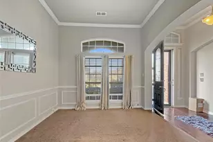 904 Regal Bluff Ln, DeSoto, TX 75115 - Photo 3