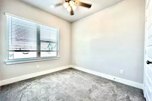 1830 NE Green Oaks Blvd, Arlington, TX 76006 - Photo 29