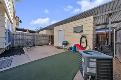 18 E Mountain Lane, Grand Prairie, TX 75052 - Photo 29