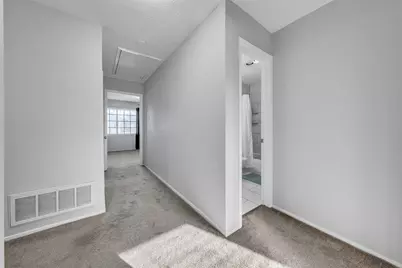 18 E Mountain Lane, Grand Prairie, TX 75052 - Photo 23