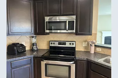 217 Villanova Drive, Van Alstyne, TX 75495 - Photo 5