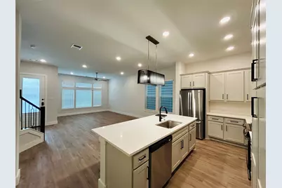 564 Mission Trail #B4, Arlington, TX 76010 - Photo 3