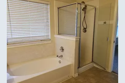 4704 Fox Meadows Lane, Mansfield, TX 76063 - Photo 5