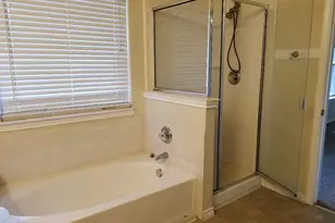 4704 Fox Meadows Ln, Mansfield, TX 76063 - Photo 5