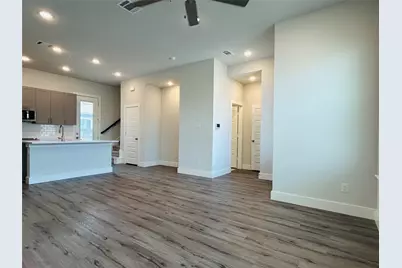 760 W Bedford Euless Road #218, Hurst, TX 76053 - Photo 13