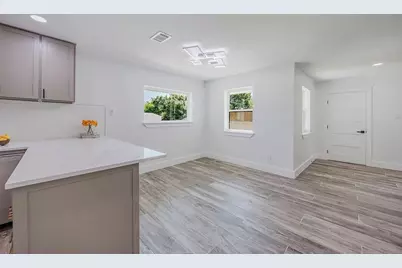 310 E 6th Street, Prosper, TX 75078 - Photo 17