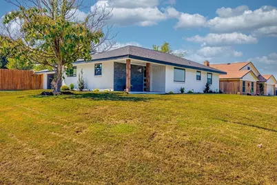 310 E 6th Street, Prosper, TX 75078 - Photo 3