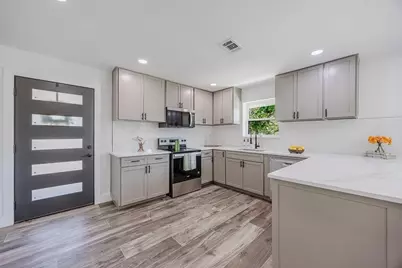 310 E 6th Street, Prosper, TX 75078 - Photo 13