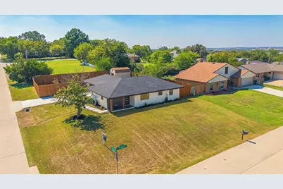 310 E 6th Street, Prosper, TX 75078 - Photo 7