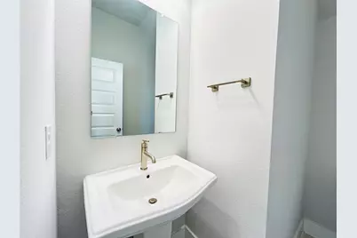 760 W Bedford Euless Road #200, Hurst, TX 76053 - Photo 35