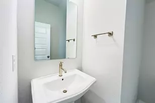 760 W Bedford Euless Rd, Hurst, TX 76053 - Photo 35