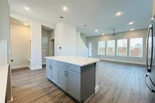 760 W Bedford Euless Rd, Hurst, TX 76053 - Photo 21