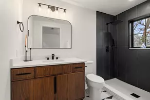 43 Vaughn Dr, Denison, TX 75020 - Photo 35