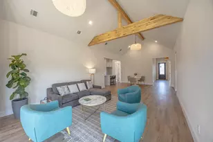 5204 Helmick Ave, Fort Worth, TX 76107 - Photo 5