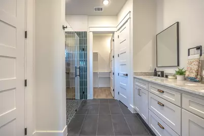 5204 Helmick Avenue, Fort Worth, TX 76107 - Photo 11