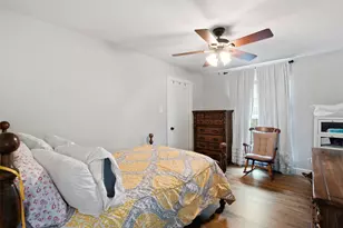 2201 Mountainview Dr, Hurst, TX 76054 - Photo 5