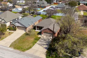 210 Maltby Rd, Irving, TX 75061 - Photo 27