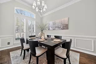 3215 Ricci Ln, Irving, TX 75062 - Photo 3