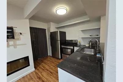 5200 Martel Avenue #13D, Dallas, TX 75206 - Photo 3