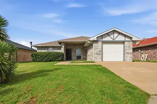 1607 Tampa Bay Dr, Dallas, TX 75217 - Photo 1