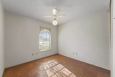 5202 Chestnut Place, Garland, TX 75043 - Photo 11