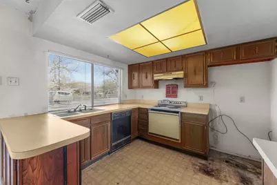 5202 Chestnut Place, Garland, TX 75043 - Photo 7