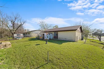 5202 Chestnut Place, Garland, TX 75043 - Photo 17