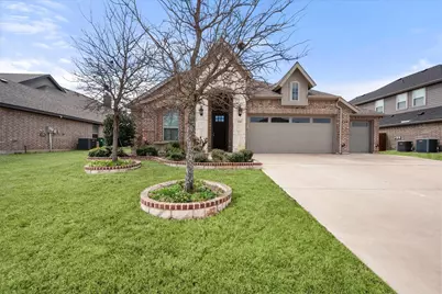 124 Sundance Circle, Waxahachie, TX 75165 - Photo 1