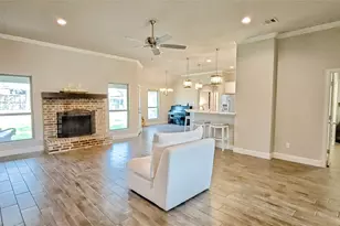 1124 Rocky Springs Trail, Fort Worth, TX 76052 - Photo 5