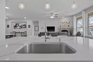 1821 Waxwing Trl, Argyle, TX 76226 - Photo 7