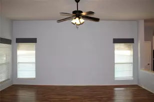 10212 Red Bluff Ln, Fort Worth, TX 76177 - Photo 5