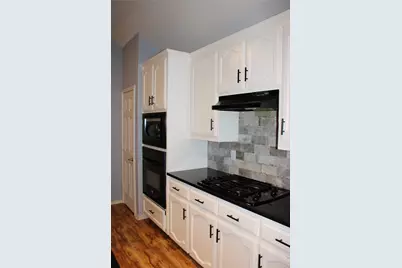 10212 Red Bluff Lane, Fort Worth, TX 76177 - Photo 11