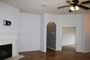 10212 Red Bluff Ln, Fort Worth, TX 76177 - Photo 7