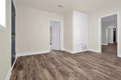 905 N Raymond Polk Sr Memorial Drive, Sherman, TX 75090 - Photo 9