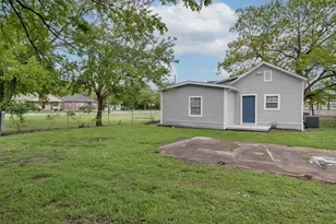 905 N Raymond Polk Sr Memorial Dr, Sherman, TX 75090 - Photo 19