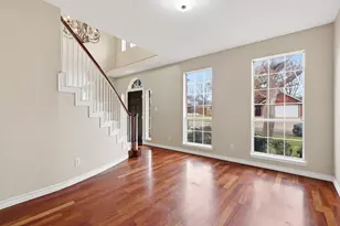 6204 Kingswood Dr, Arlington, TX 76001 - Photo 9