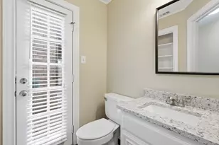 6204 Kingswood Dr, Arlington, TX 76001 - Photo 19