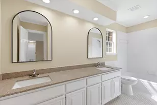 6204 Kingswood Dr, Arlington, TX 76001 - Photo 27