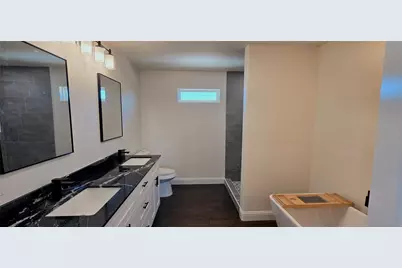 5660 Lone Star Circle, Granbury, TX 76048 - Photo 19