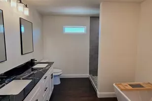 5660 Lone Star Cir, Granbury, TX 76048 - Photo 19