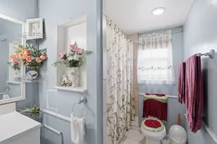 2546 W Rochelle Rd, Irving, TX 75062 - Photo 5