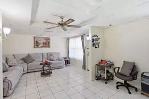 2546 W Rochelle Rd, Irving, TX 75062 - Photo 21