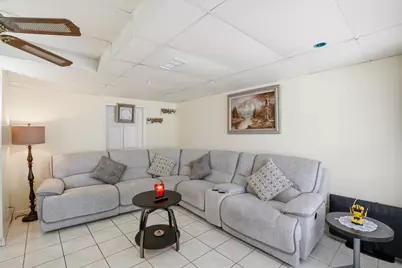 2546 W Rochelle Road, Irving, TX 75062 - Photo 25