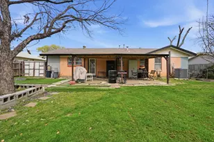 2546 W Rochelle Rd, Irving, TX 75062 - Photo 29