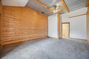 410 S Preston St, Wolfe City, TX 75496 - Photo 25