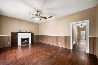 410 S Preston Street, Wolfe City, TX 75496 - Photo 5