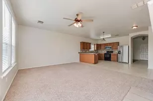 817 Kentucky Derby Ln, Fort Worth, TX 76179 - Photo 5