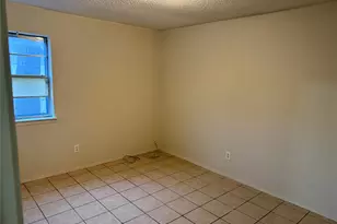 2246 Denmark St, Dallas, TX 75253 - Photo 9